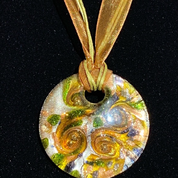 Necklaces - Picture 5 of 7